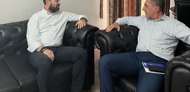 Ανακατασκευή χλοοτάπητα στο δημοτικό γήπεδο 
